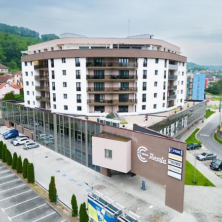 City Center Accommodation - 308 Reșița Dış mekan fotoğraf