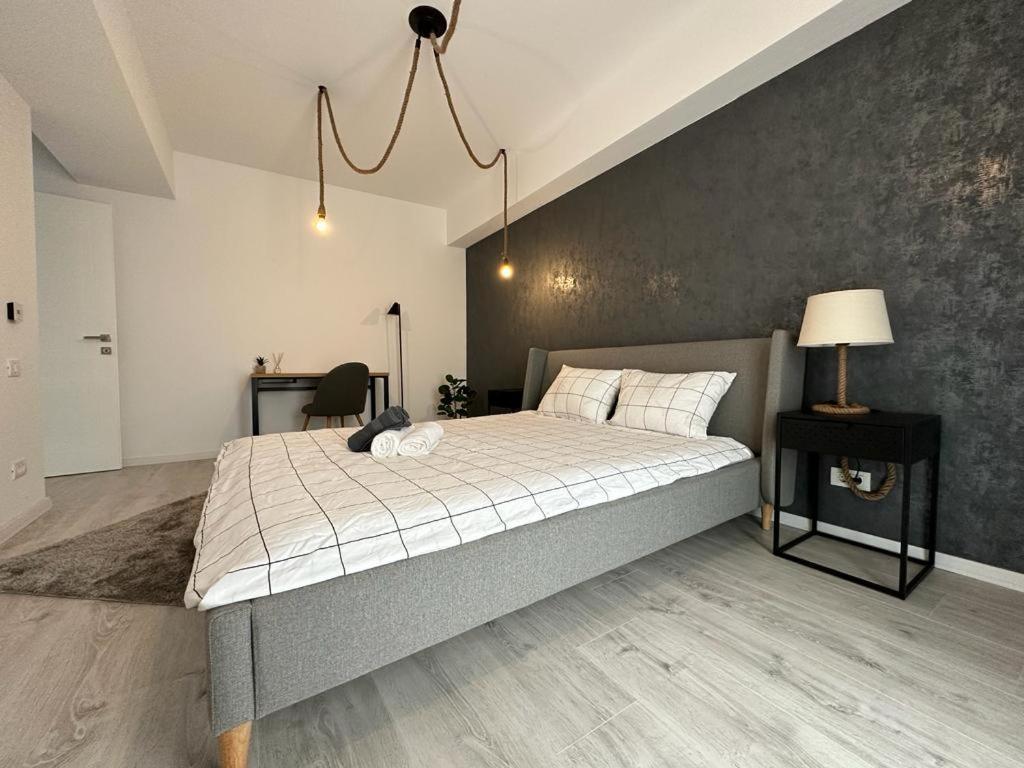City Center Accommodation - 308 Reșița Dış mekan fotoğraf