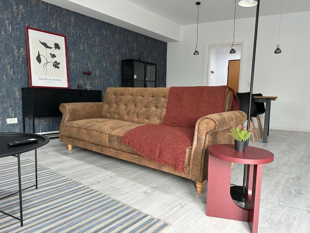 City Center Accommodation - 308 Reșița Dış mekan fotoğraf
